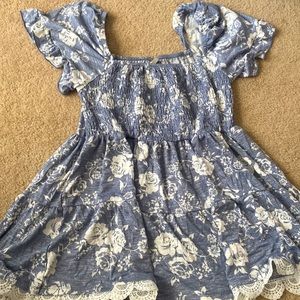 Off the shoulder or short sleeved top